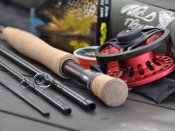 Flugfiskeset Black & Red Trout LW6