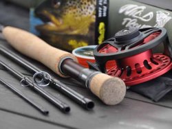 Flugfiskeset Havsring Black & Red Trout LW67