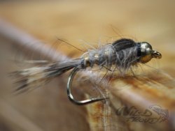 BH Harra Nymf Natural Midge