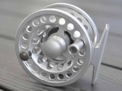 Flugrulle Troutfly Matt Silver 3/5