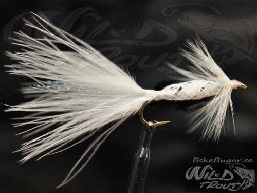 EZ Trout Streamer White